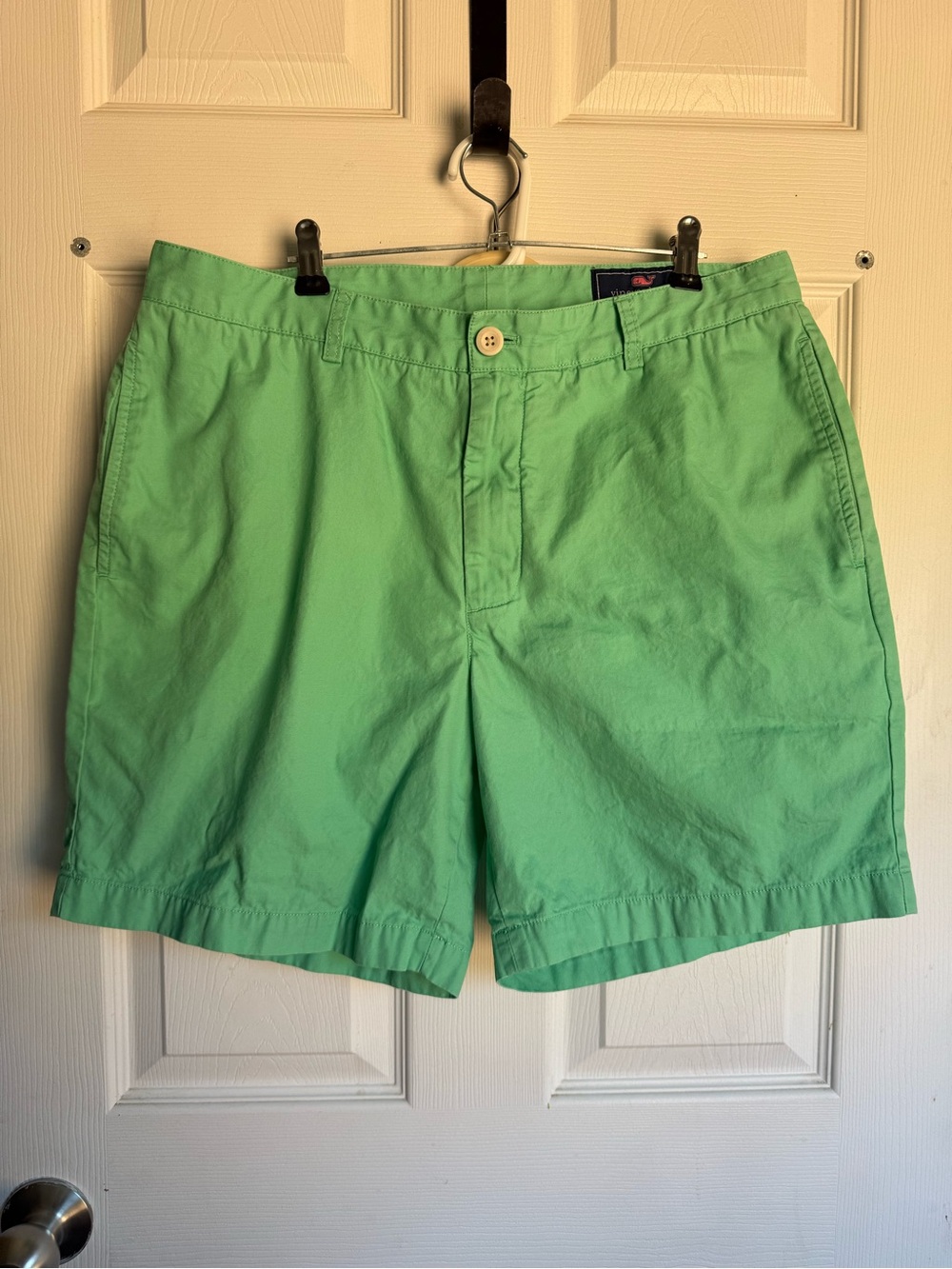 Vineyard Vines shorts